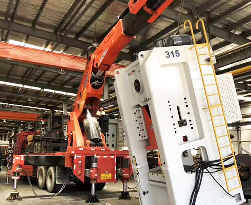 文安县提升工作效率，选择优质折臂吊租赁服务