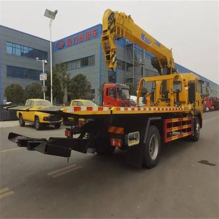 文安县附近小随车吊出租电话，轻松解决搬运烦恼